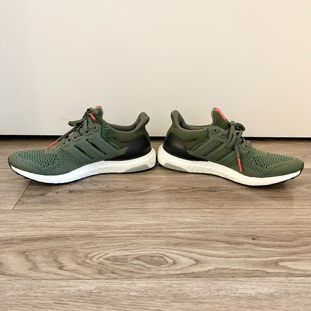 Adidas Men's Ultra Boost 1.0 Sneakers in Base Olive Green Size 8.5 LIKE NEW - Picture 5 of 12